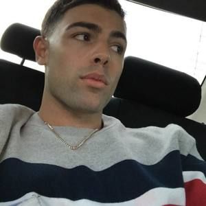 Meet your Posher, Luca